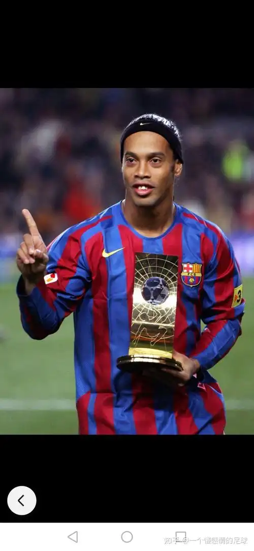 球不仅帮助 球不仅帮助