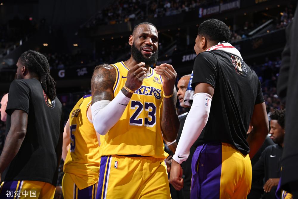 在他的指导 在他的指导