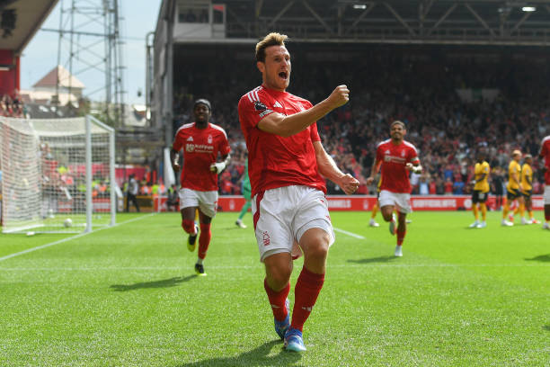 亚马尔用他 亚马尔用他